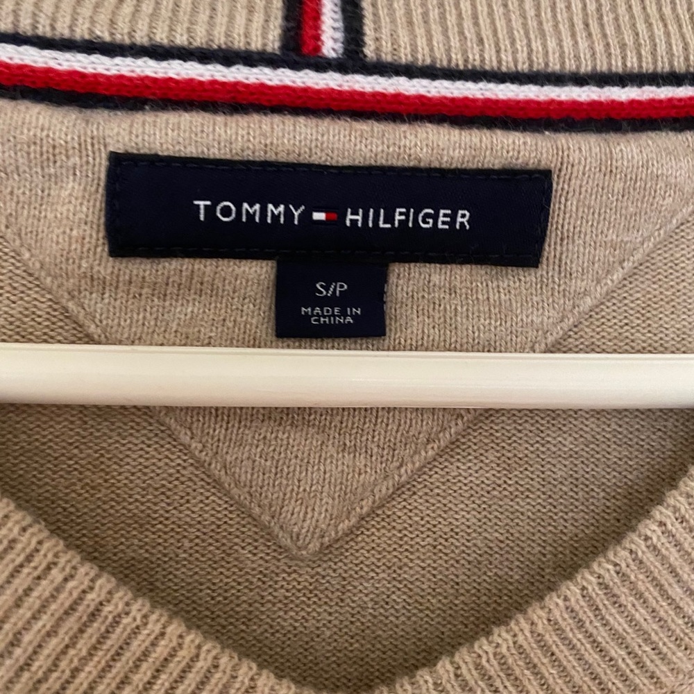 Tommy Hilfiger knit sweater
